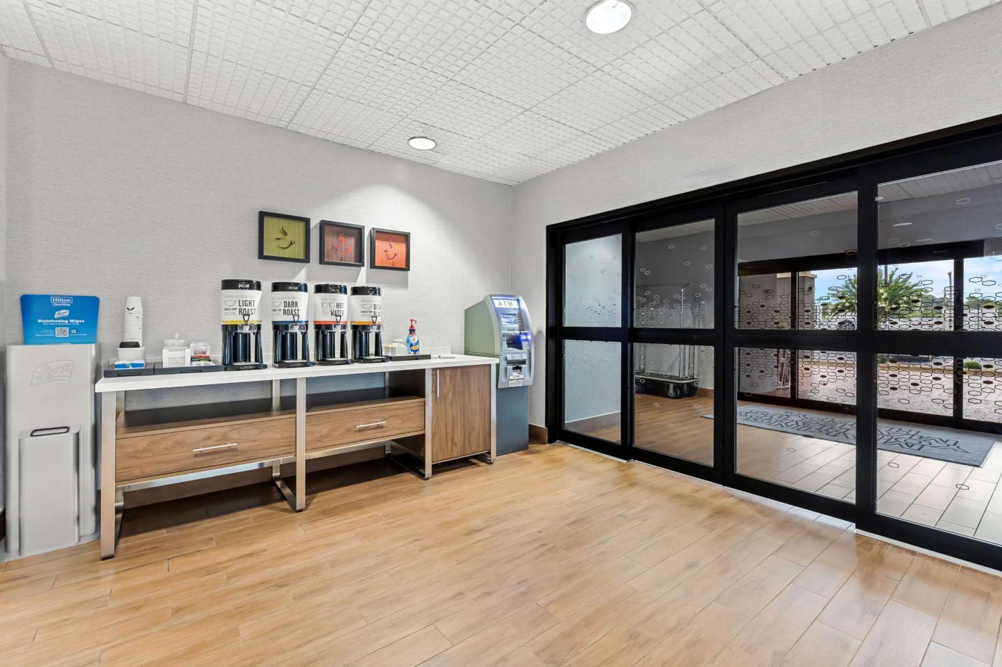 Hampton Inn Florence Midtown Near University Of North Alabama Экстерьер фото