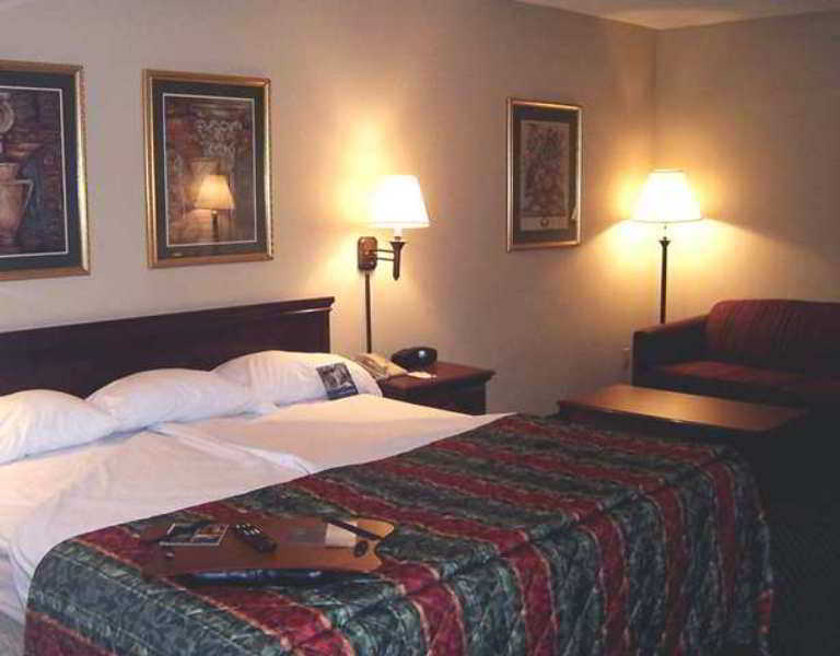 Hampton Inn Florence Midtown Near University Of North Alabama Номер фото